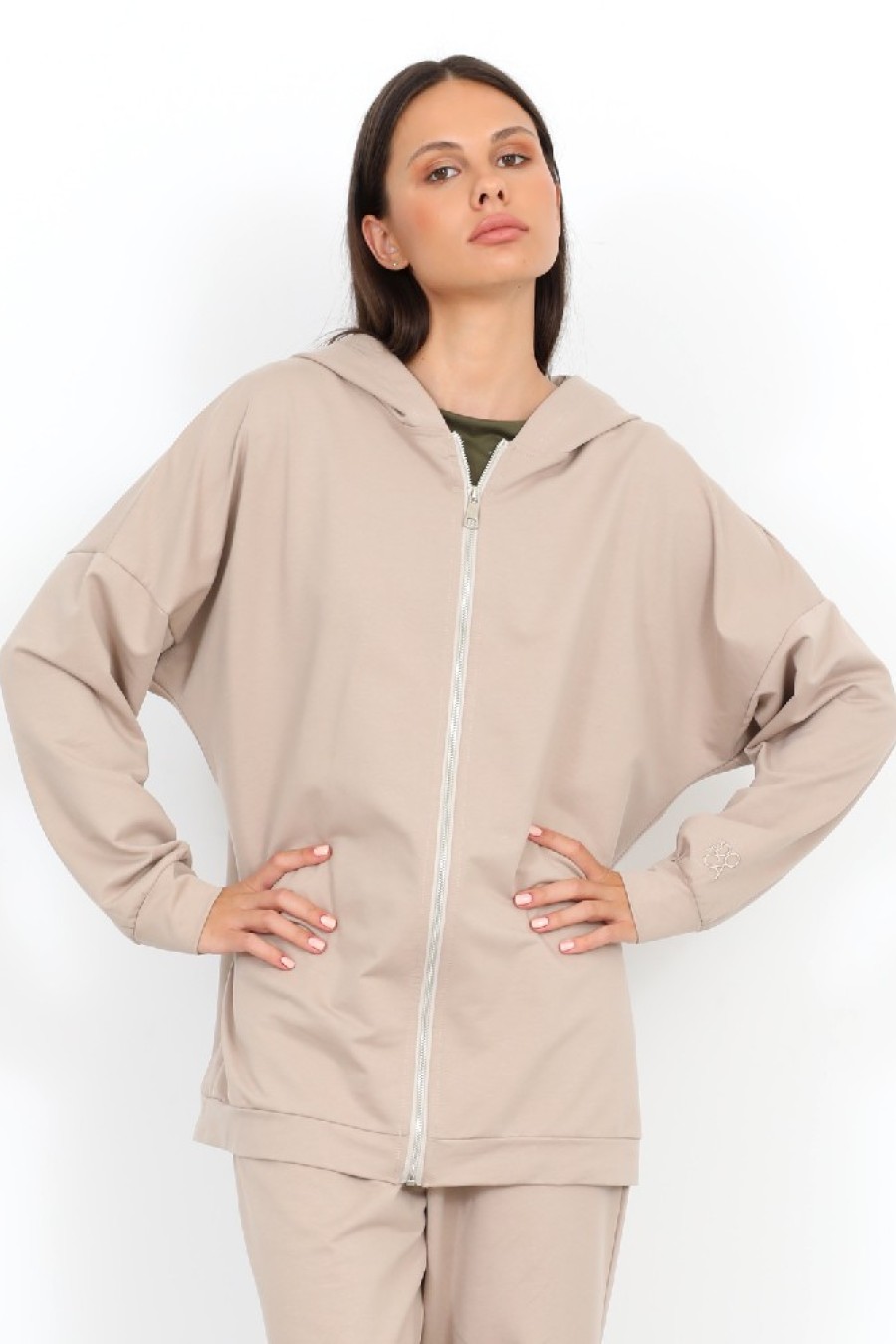 ΖΑΚΕΤΑ ΒΑΜΒ/ΠΟΛΥΕΣ.ΚΟΥΚΟΥΛΑ ΦΕΡΜΟΥΑΡ ΜΠΕΖ