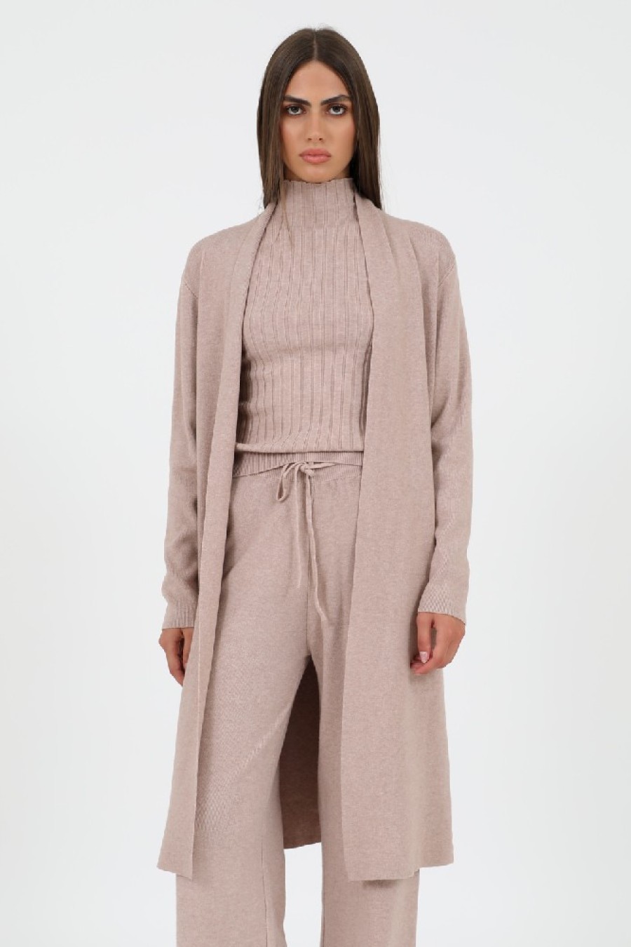 ΖΑΚΕΤΑ ΒΙΣΚΟΖ/ΠΟΛ/ΝΑΪΛ.ΠΛΕΚΤΗ ΜΑΚΡΥΑ ΜΠΕΖ